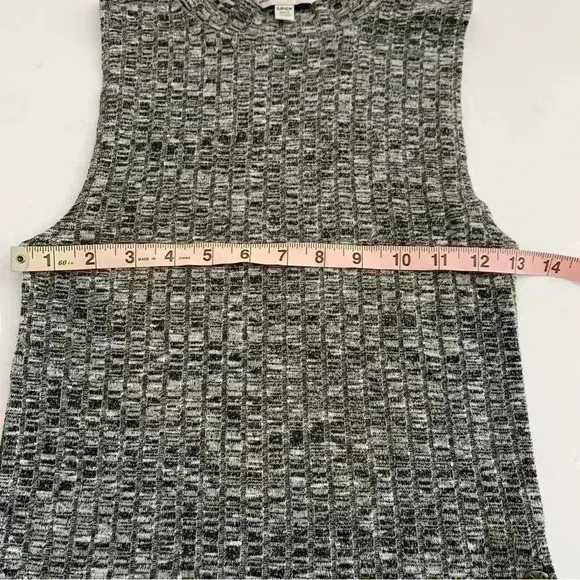 American Eagle AEO Gray Mock Neck Sleeveless Top Women’s Small - Picture 4 of 5